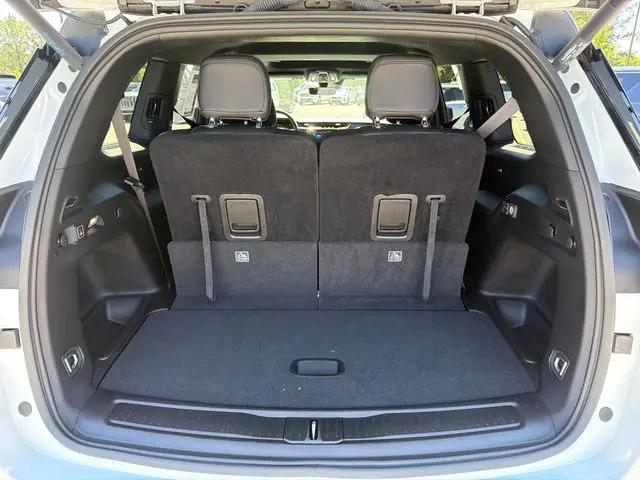 2025 Jeep Grand Cherokee L Altitude X 4x2