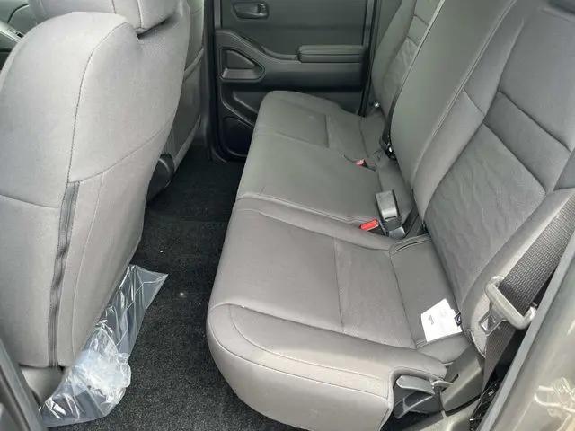 2026 Nissan Frontier Crew Cab S 4x4