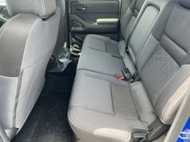 2026 Nissan Frontier Crew Cab Long Bed SV 4x4