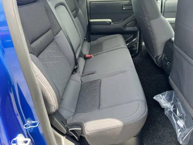 2026 Nissan Frontier Crew Cab Long Bed SV 4x4