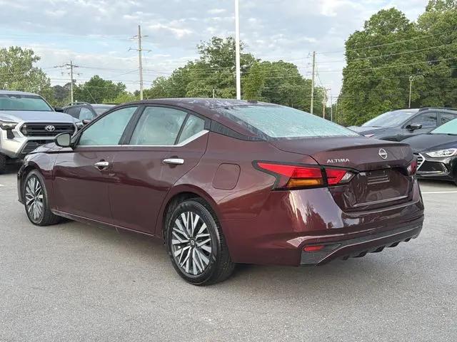 2025 Nissan Altima SV FWD
