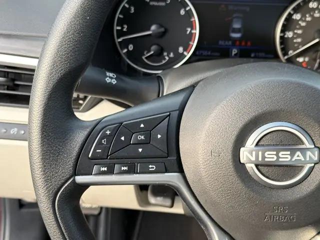 2025 Nissan Altima SV FWD