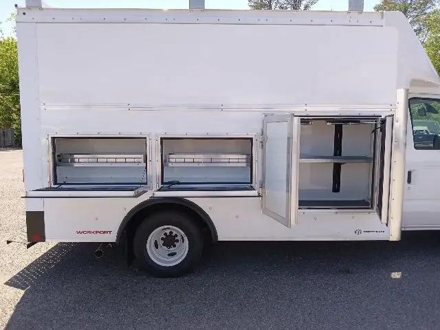 2026 Ford E-350 Cutaway E-Series Cutaway