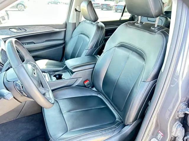 2024 Jeep Grand Cherokee L Limited 4x4