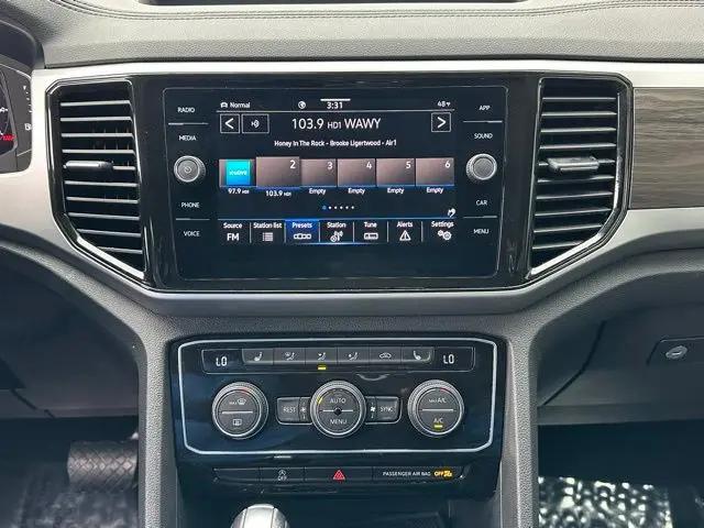 2023 Volkswagen Atlas 3.6L V6 SE w/Technology