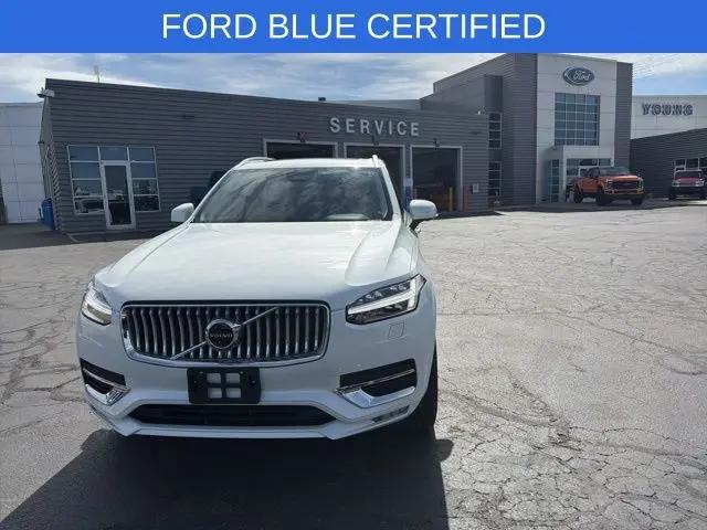 2024 Volvo XC90 B5 Plus Bright Theme