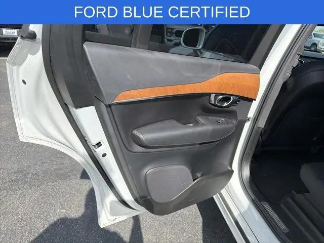 2024 Volvo XC90 B5 Plus Bright Theme