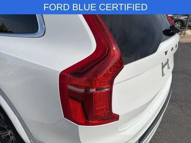 2024 Volvo XC90 B5 Plus Bright Theme