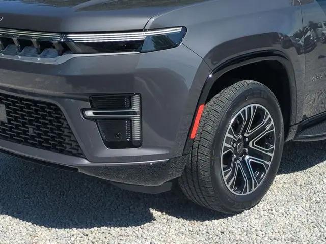 2026 Jeep Grand Wagoneer 4x4