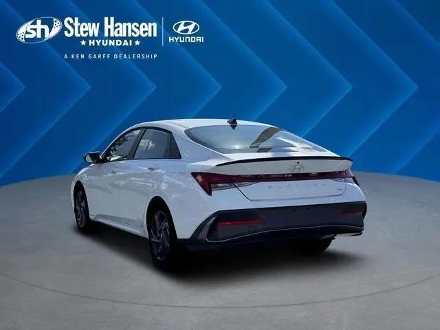 2026 Hyundai Elantra Hybrid SEL Sport
