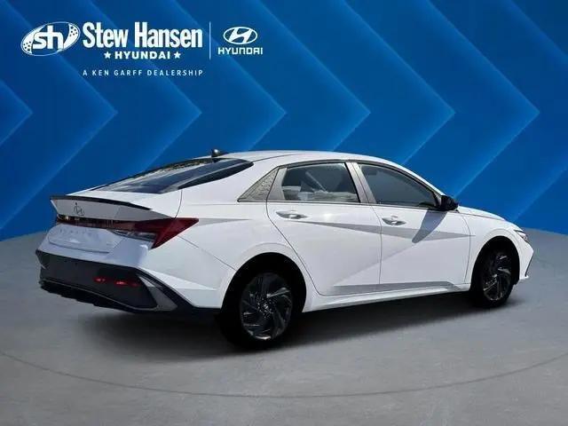 2026 Hyundai Elantra Hybrid SEL Sport