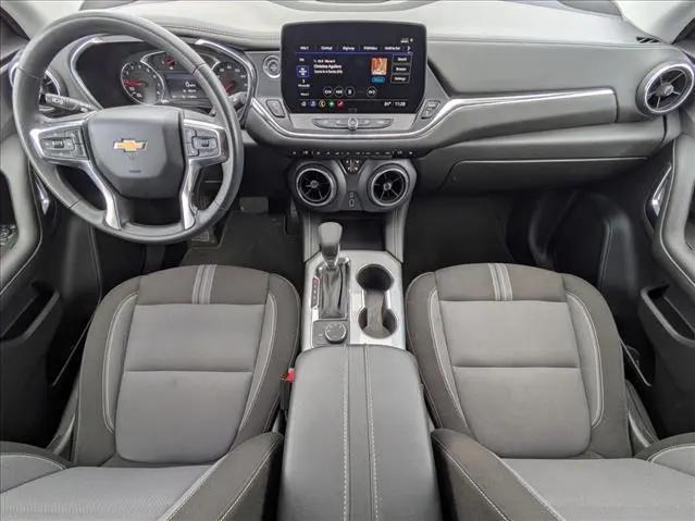 2025 Chevrolet Blazer AWD 2LT