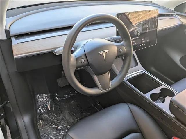 2024 Tesla Model Y Long Range Dual Motor All-Wheel Drive