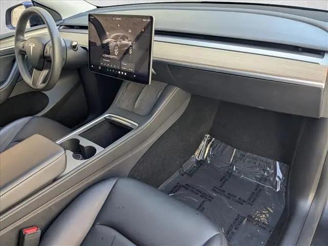 2024 Tesla Model Y Long Range Dual Motor All-Wheel Drive