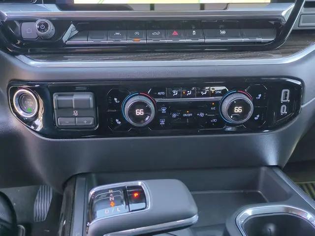 2026 Chevrolet Silverado 1500 4WD Crew Cab Short Bed RST