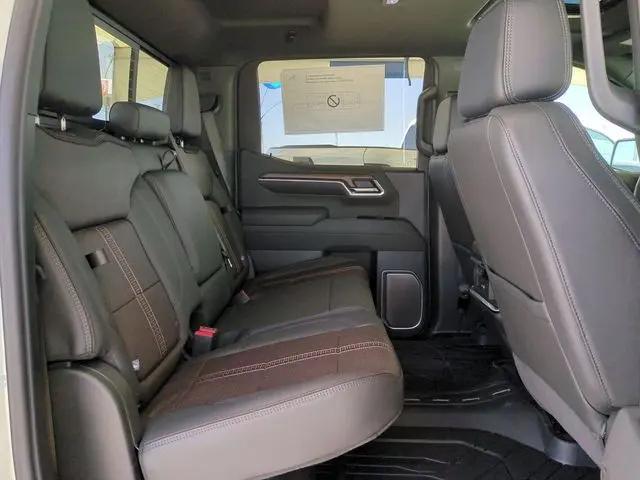 2026 Chevrolet Silverado 1500 4WD Crew Cab Short Bed High Country