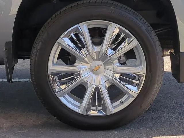 2026 Chevrolet Silverado 1500 4WD Crew Cab Short Bed High Country