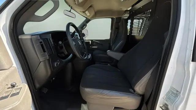 2024 GMC Savana Cargo RWD 2500 Regular Wheelbase Work Van