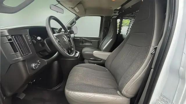 2024 GMC Savana Cargo RWD 2500 Regular Wheelbase Work Van