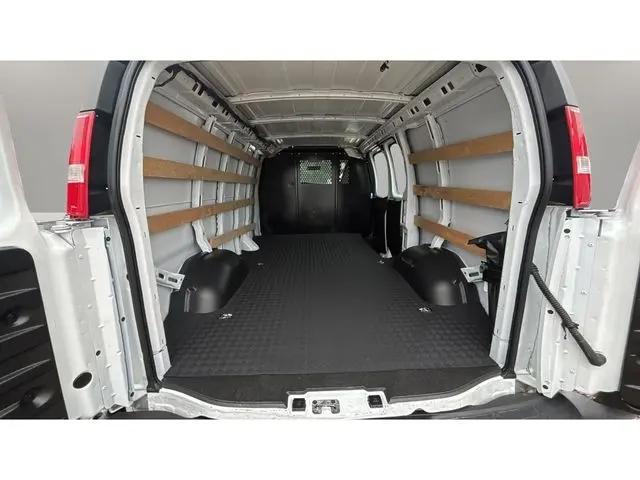 2024 GMC Savana Cargo RWD 2500 Regular Wheelbase Work Van