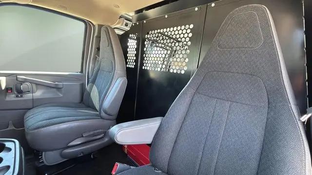2024 GMC Savana Cargo RWD 2500 Regular Wheelbase Work Van