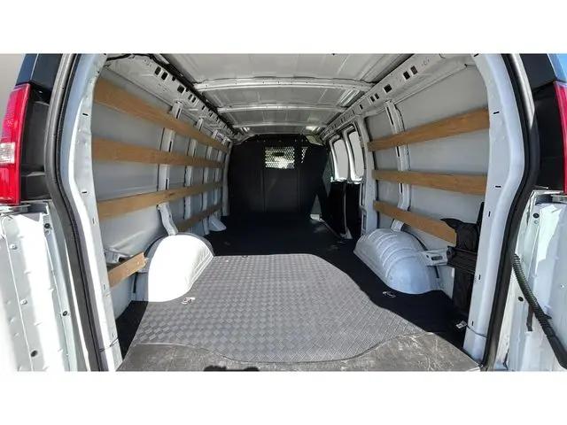 2024 GMC Savana Cargo RWD 2500 Regular Wheelbase Work Van