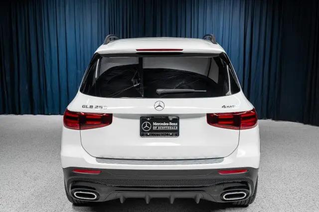 2026 Mercedes-Benz GLB 4MATIC