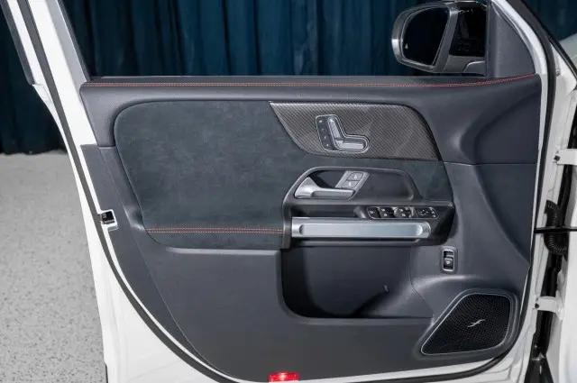 2026 Mercedes-Benz GLB 4MATIC