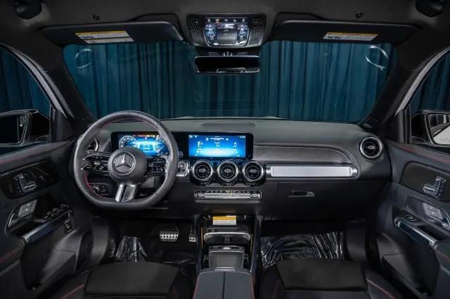 2026 Mercedes-Benz GLB 4MATIC