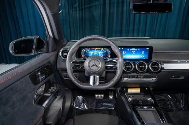 2026 Mercedes-Benz GLB 4MATIC