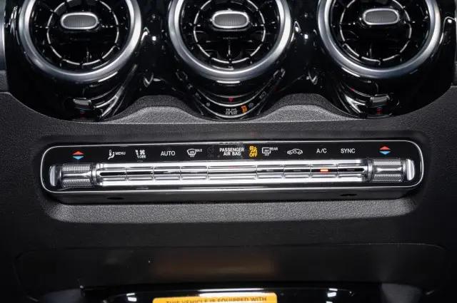2026 Mercedes-Benz GLB 4MATIC