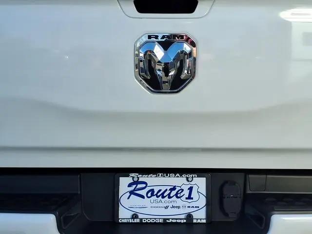 2023 Ram 1500 Big Horn Crew Cab 4x4 5'7" Box