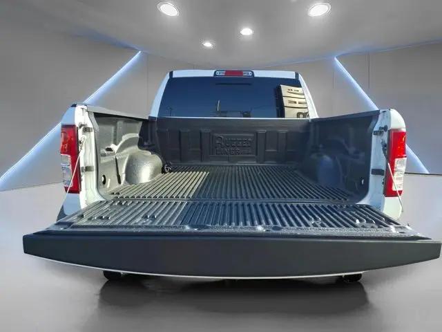 2023 Ram 1500 Big Horn Crew Cab 4x4 5'7" Box