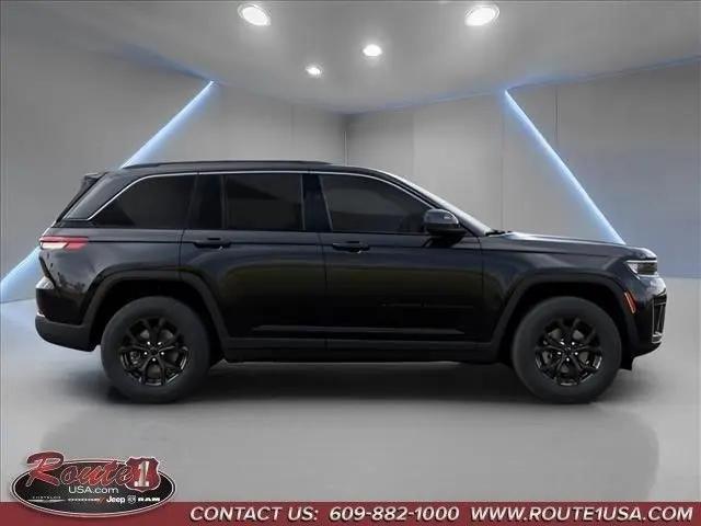 2026 Jeep Grand Cherokee Altitude 4x4