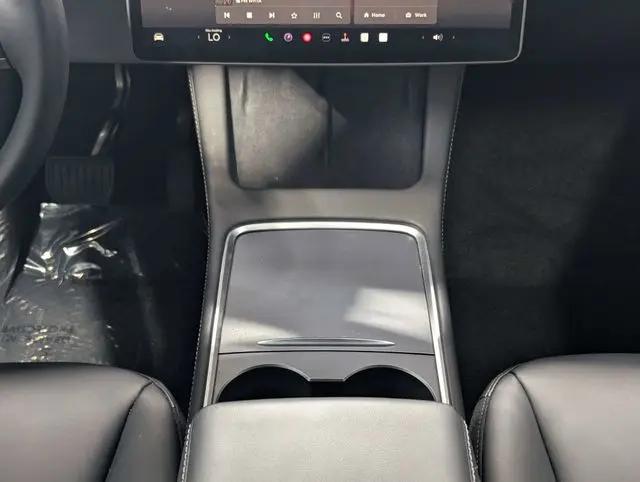 2025 Tesla Model Y Long Range Dual Motor Rear-Wheel Drive