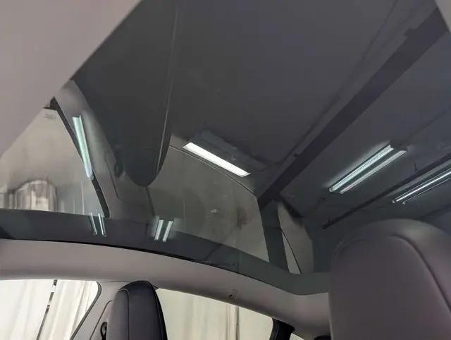 2025 Tesla Model Y Long Range Dual Motor Rear-Wheel Drive