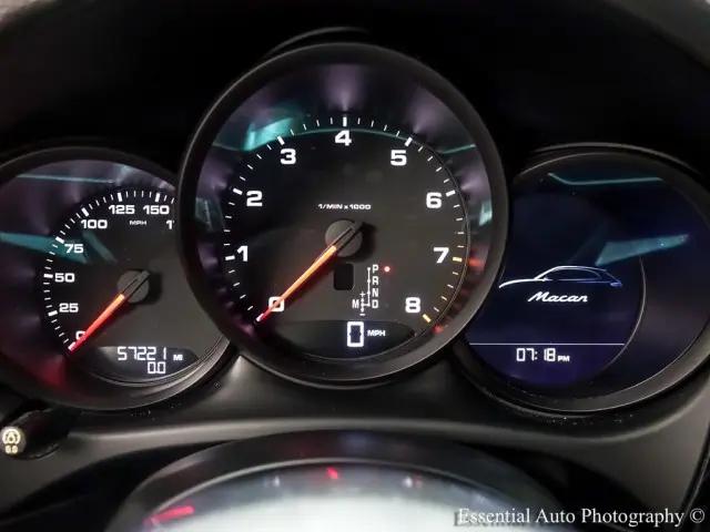 2018 Porsche Macan Sport Edition