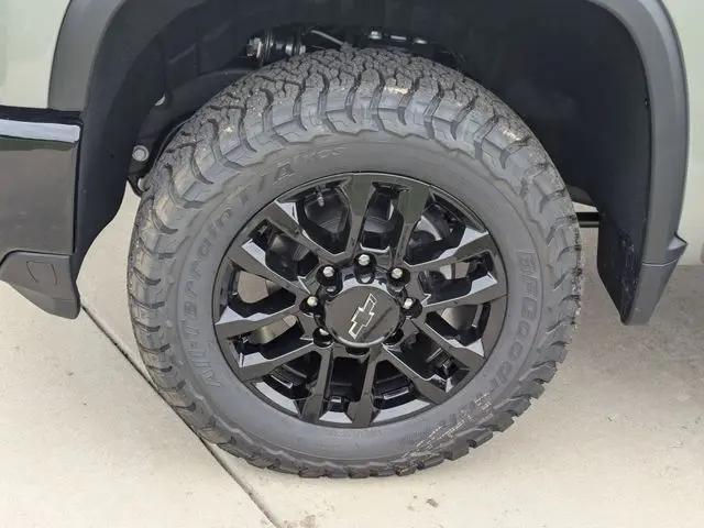 2026 Chevrolet Silverado 2500HD Crew Cab, Standard Bed, LT, 4WD