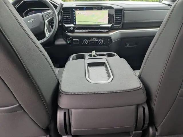 2026 Chevrolet Silverado 2500HD Crew Cab, Standard Bed, LT, 4WD