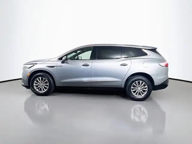 2023 Buick Enclave Essence FWD