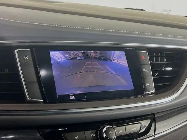 2023 Buick Enclave Essence FWD