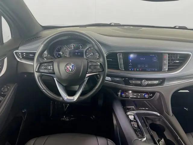 2023 Buick Enclave Essence FWD