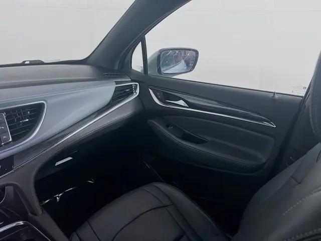 2023 Buick Enclave Essence FWD