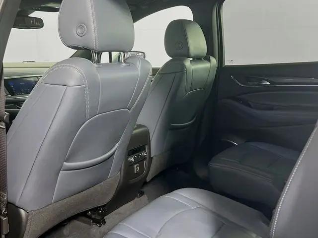 2023 Buick Enclave Essence FWD