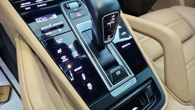 2019 Porsche Cayenne S