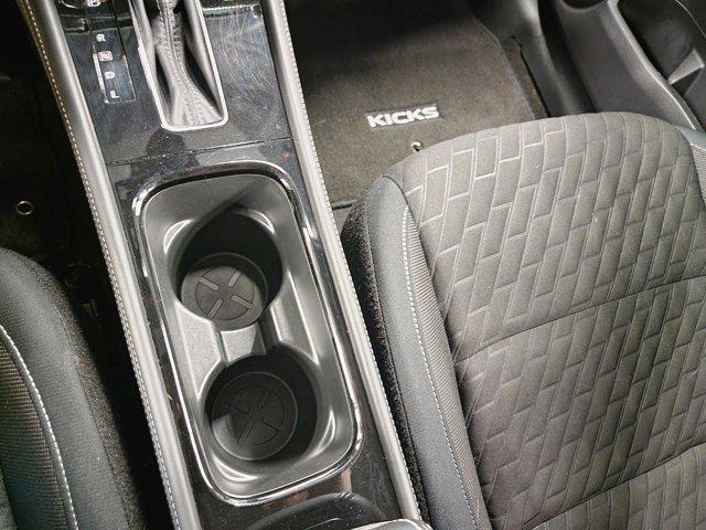 2023 Nissan Kicks SV Xtronic CVT