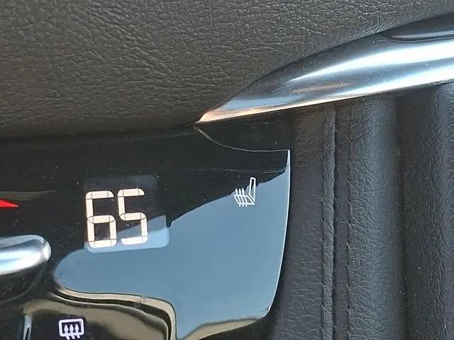 2022 Cadillac XT5 AWD Premium Luxury
