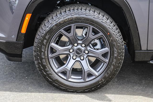 2026 Jeep Grand Wagoneer Upland 4x4