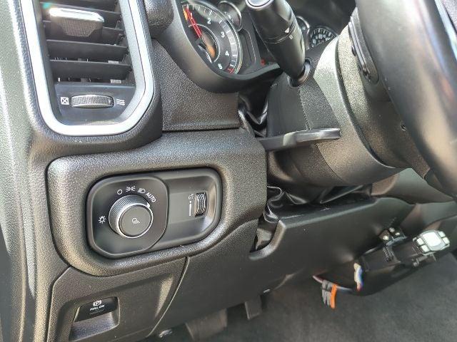 2023 Ram 1500 Big Horn Crew Cab 4x4 5'7" Box