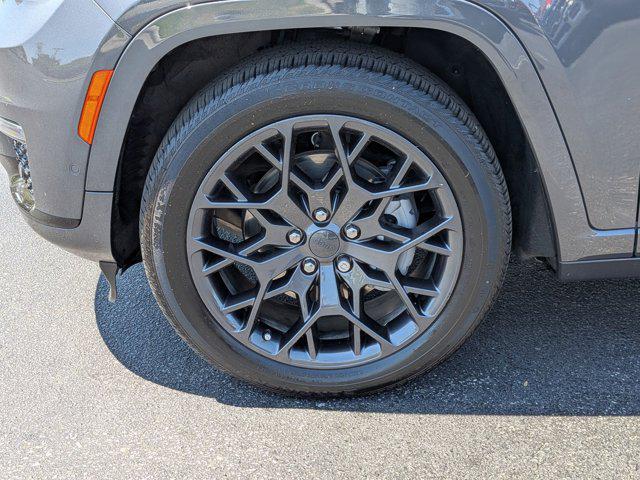 2025 Jeep Grand Cherokee L Summit 4x4